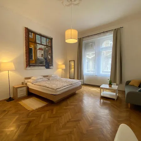 3 Bedrooms- Quarter *