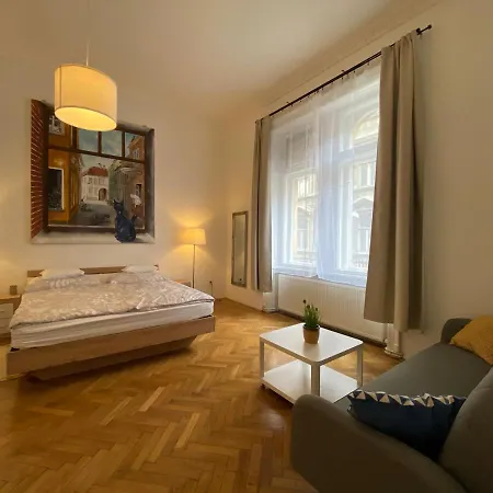 3 Bedrooms- Quarter * Budapest