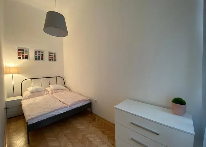 3 Bedrooms- Quarter Budapest